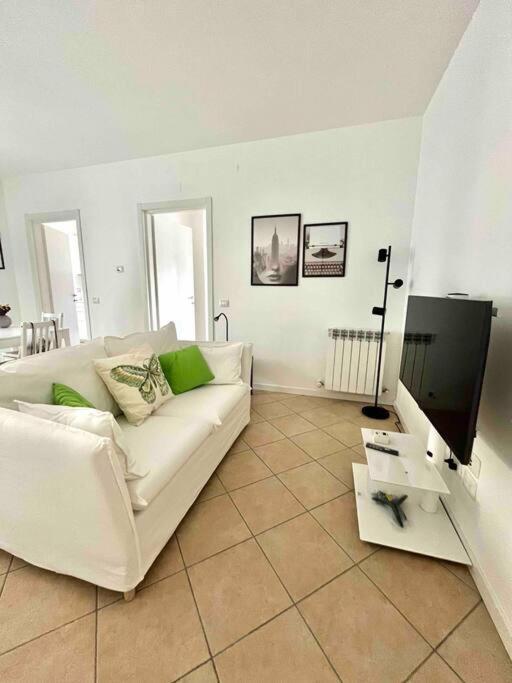 Luminoso Trilocale Affori Centro Apartment Milan Luaran gambar