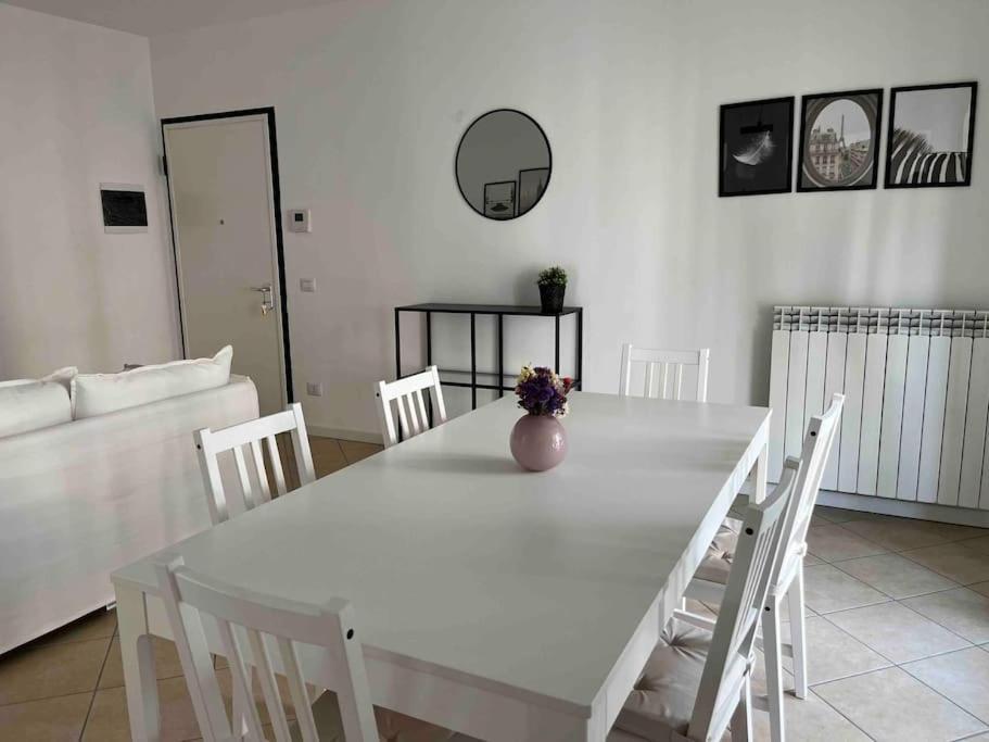 Luminoso Trilocale Affori Centro Apartment Milan Luaran gambar